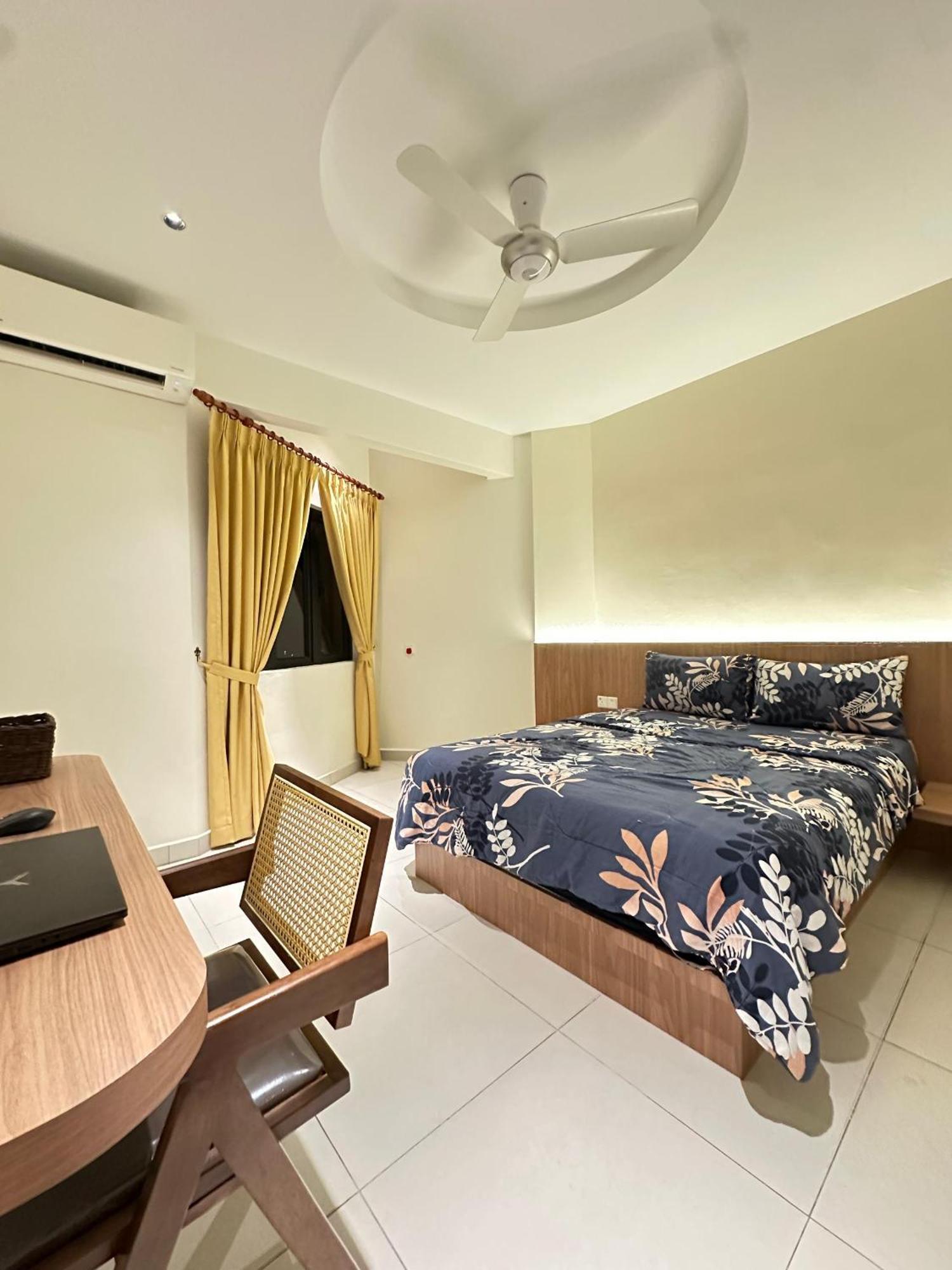 Newly Renovated Comfy Beachfront View At Seri Bulan 波德申 外观 照片
