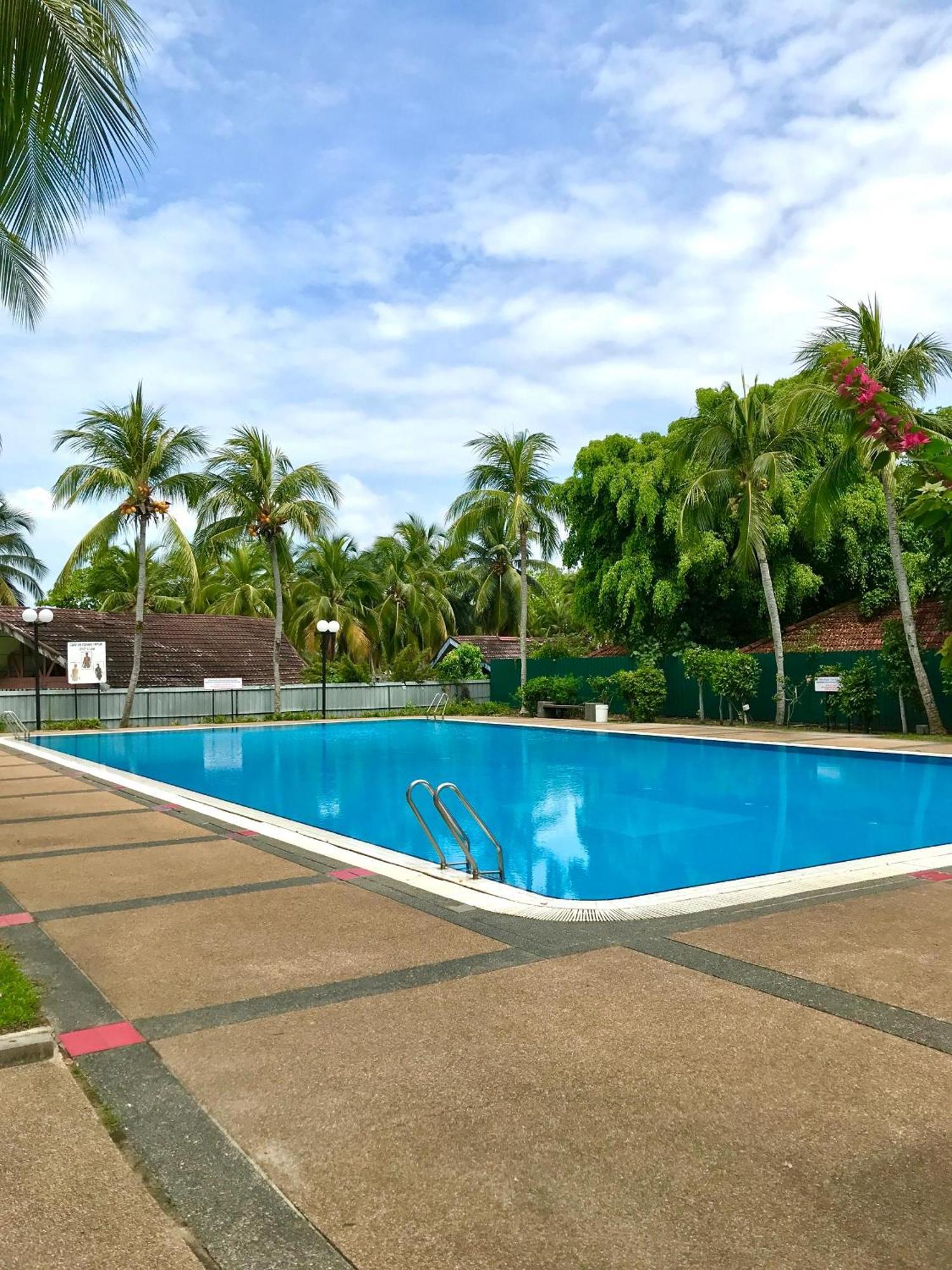 Newly Renovated Comfy Beachfront View At Seri Bulan 波德申 外观 照片